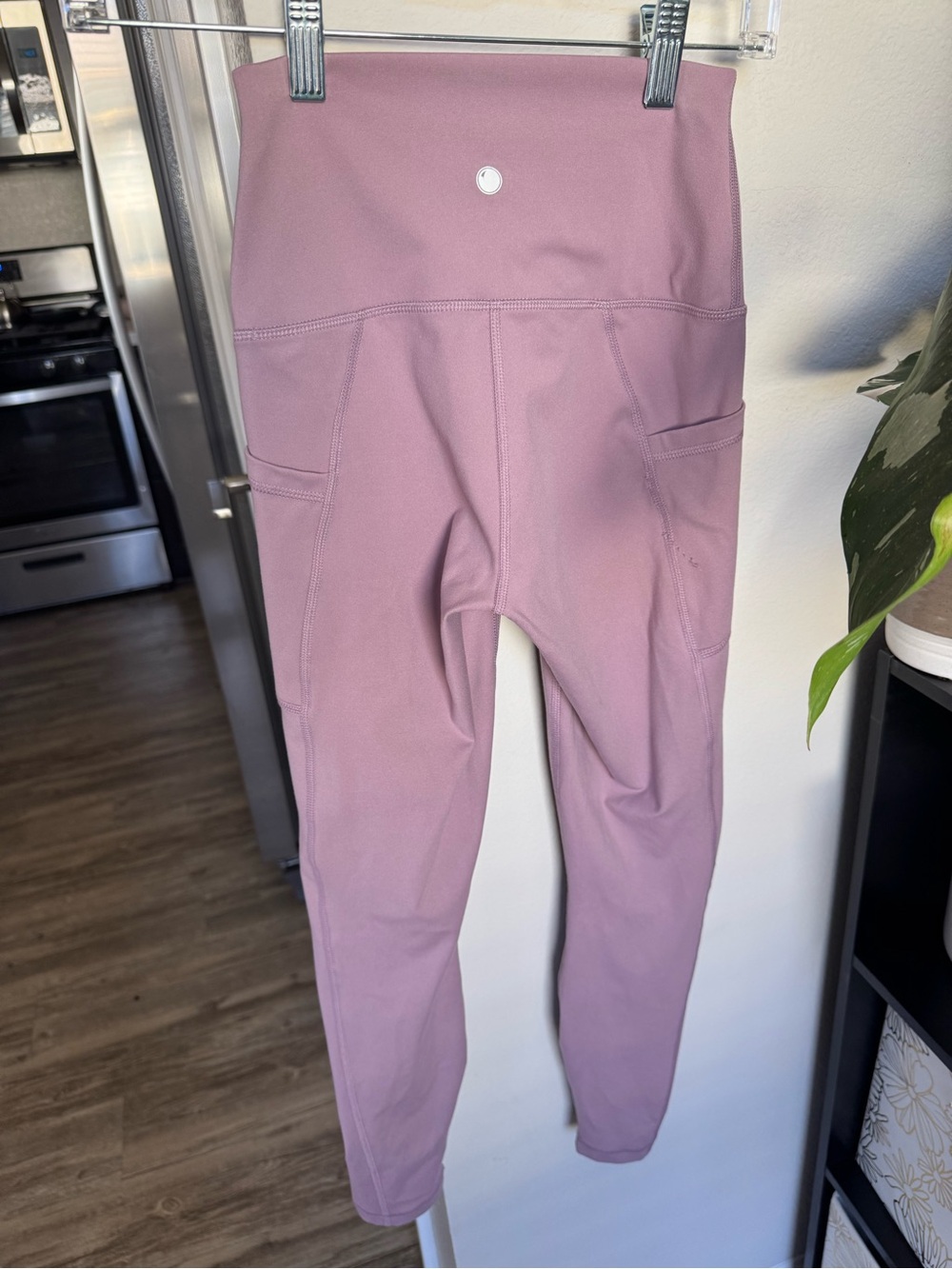 Yogalicious Mauve/Pink High-Waist Leggings with Side Pockets